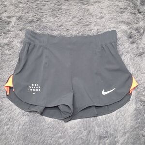 Nike Women’s Black Athletic Shorts with Side Zip. Size M. EUC
